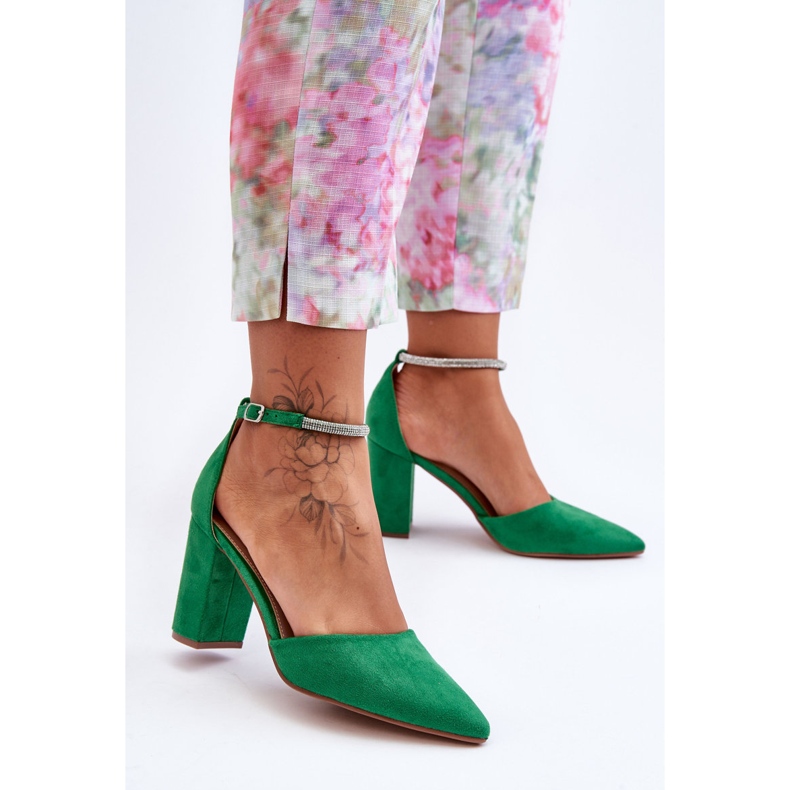 Escarpins en daim avec oxyde de zirconium vert 1
