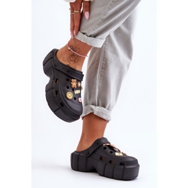 Claquettes en mousse pour femmes Crocs avec ornements Noir Marlett le noir 1 Claquettes en mousse pour femmes Crocs avec ornements Noir Marlett le noir 1