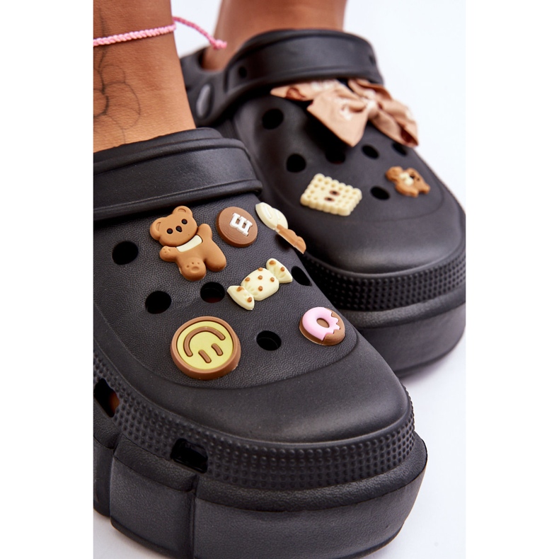 Claquettes en mousse pour femmes Crocs avec ornements Noir Marlett 2