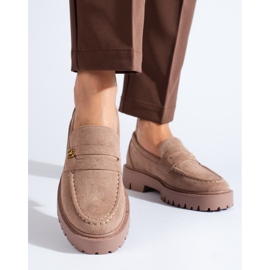 Chaussures classiques pour femmes en daim beige foncé de Shelovet 1