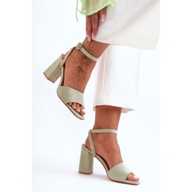 Sandales à talons hauts en daim vert Harriet 1