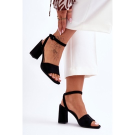 Sandales à talons hauts en daim noir Harriet le noir 1