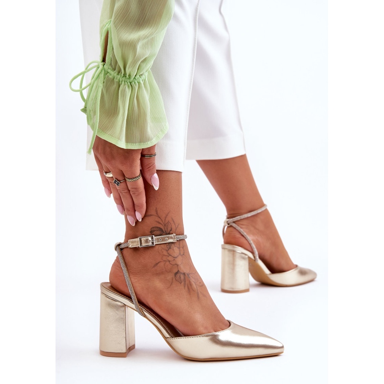 Escarpins En Cuir Avec Une Bride Décorative Golden Lirosa d'or 2