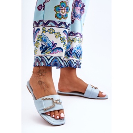 Pantoufles classiques bleues à ornements impressionnants pour femmes 8