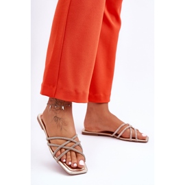 Chaussons Femme Avec Rayures Et Strass Doré Leomi 1