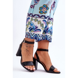 Sandales classiques pour femmes à talon noir Treada le noir 5