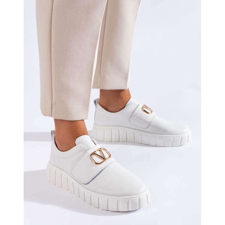 Chaussures compensées femme Vinceza blanches 1