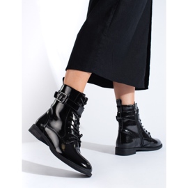 Ouvriers laqués noir Shelovet 1