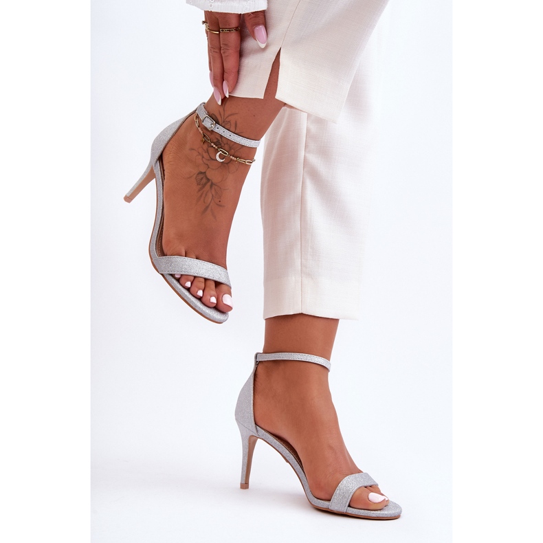 Sandales à talons hauts en argent brillant Gedna 1