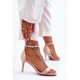 Sandales Classiques En Daim Sur Un Talon Haut Tossa Beige Clair 4