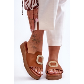 Pantoufles à plateforme Denicia marron pour femmes avec décoration brun 2