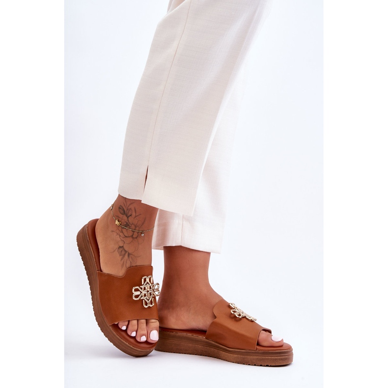 PG1 Chaussons Plate-Forme Pour Femme En Cuir Avec Décoration Marron Azera brun 2