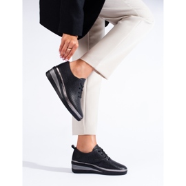 Chaussures compensées en cuir noir par T.Sokolski le noir 2