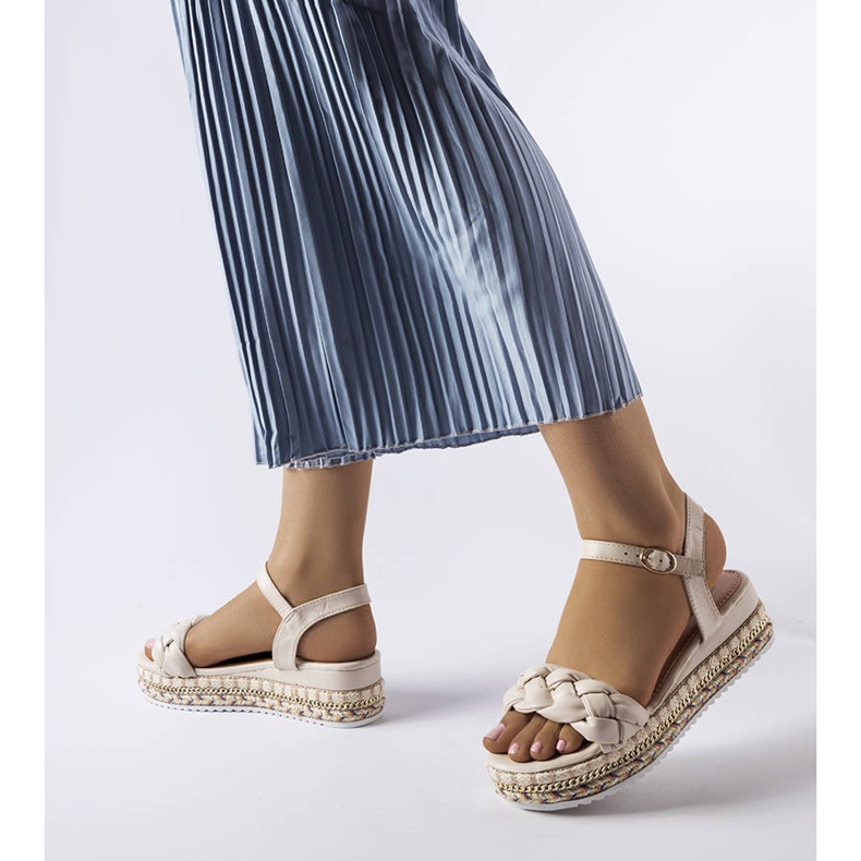 Sandales à plateforme beiges de Katrin vert 1