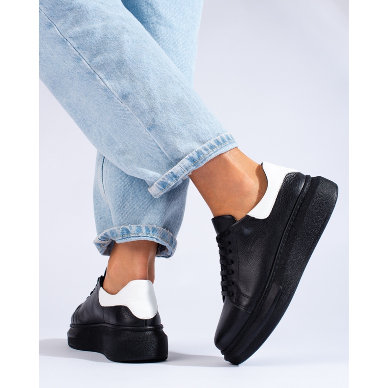 SHELOVET Chaussures de sport classiques pour femmes noires par T.Sokolski 1