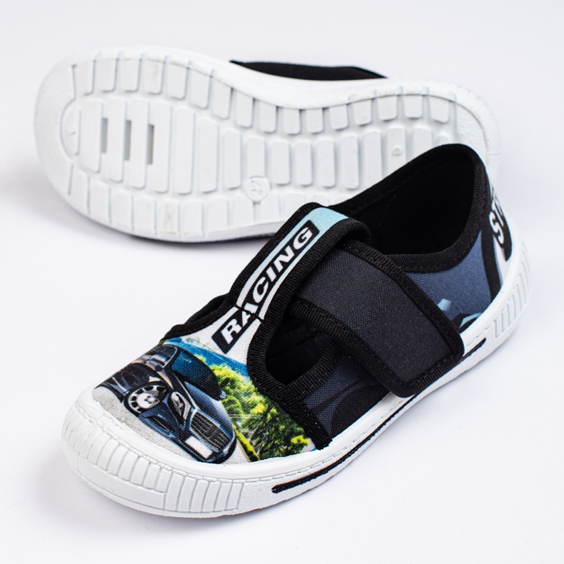 SHELOVET Chaussons pour enfants avec une voiture 3F le noir 1