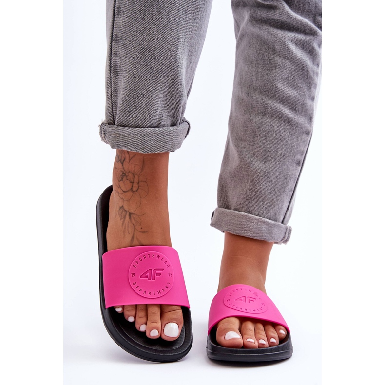 Chaussons Sport Femme 4F 4FSS23FFLIF069-55S Rose-Noir 2