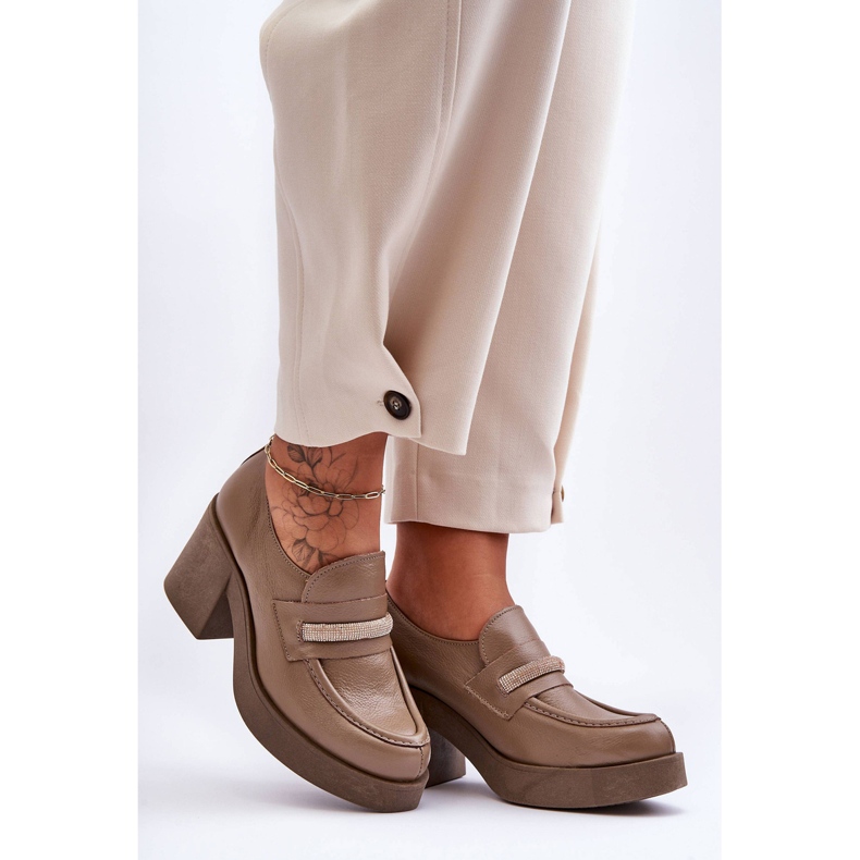 Lemar Richelieus En Cuir Sur Talon Avec Décoration Gelanor Beige Foncé 1