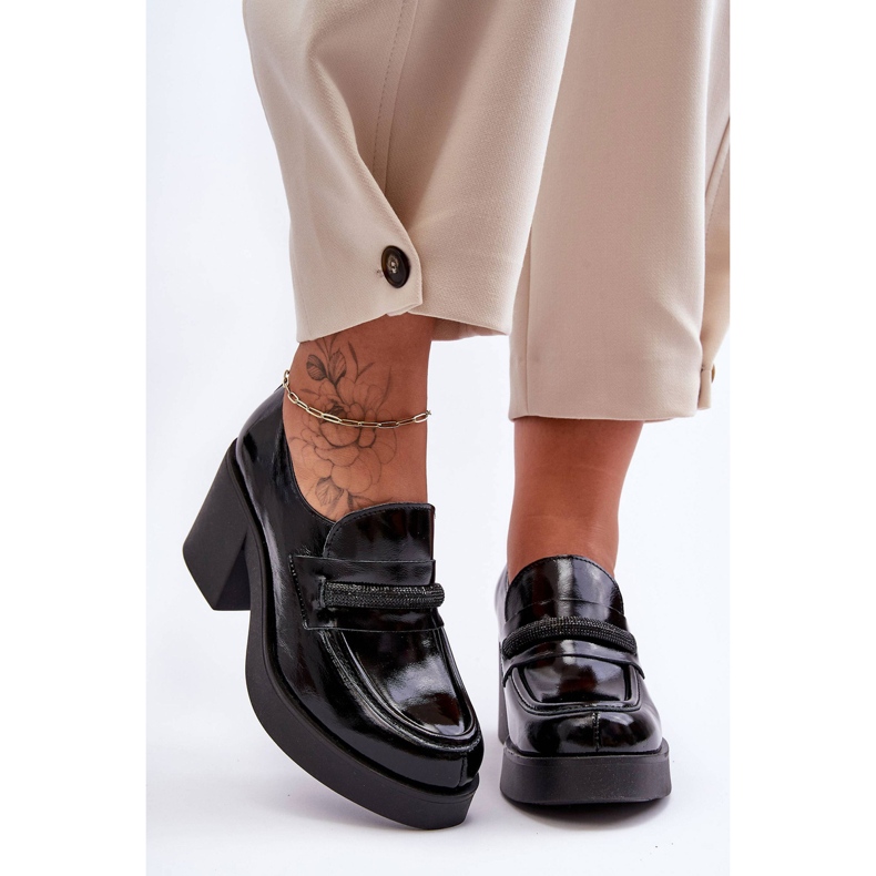 Lemar Brogues en cuir sur le talon avec décoration Gelanor noire 1