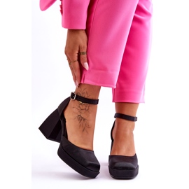 PA1 Escarpins à la mode sur des talons massifs Black Sandia le noir 4