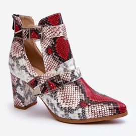 Bottes à la mode sur un talon avec des découpes Multicolore Suelo beige 2