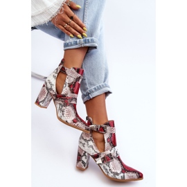 Bottes à la mode sur un talon avec des découpes Multicolore Suelo beige 1