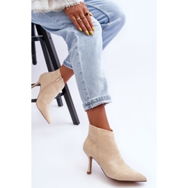 Bottes à Talons Hauts en Daim pour Femme Beige Clair Merisa 3
