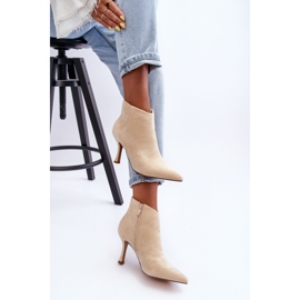 Bottes à Talons Hauts en Daim pour Femme Beige Clair Merisa 4