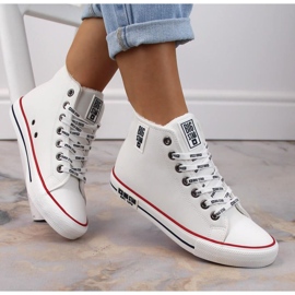 Baskets isolées Big Star W INT1898A blanc blanche 1
