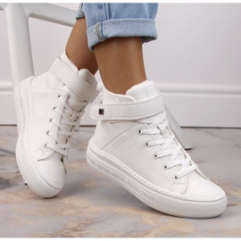 Baskets isolées Big Star W INT1900A blanc blanche 1