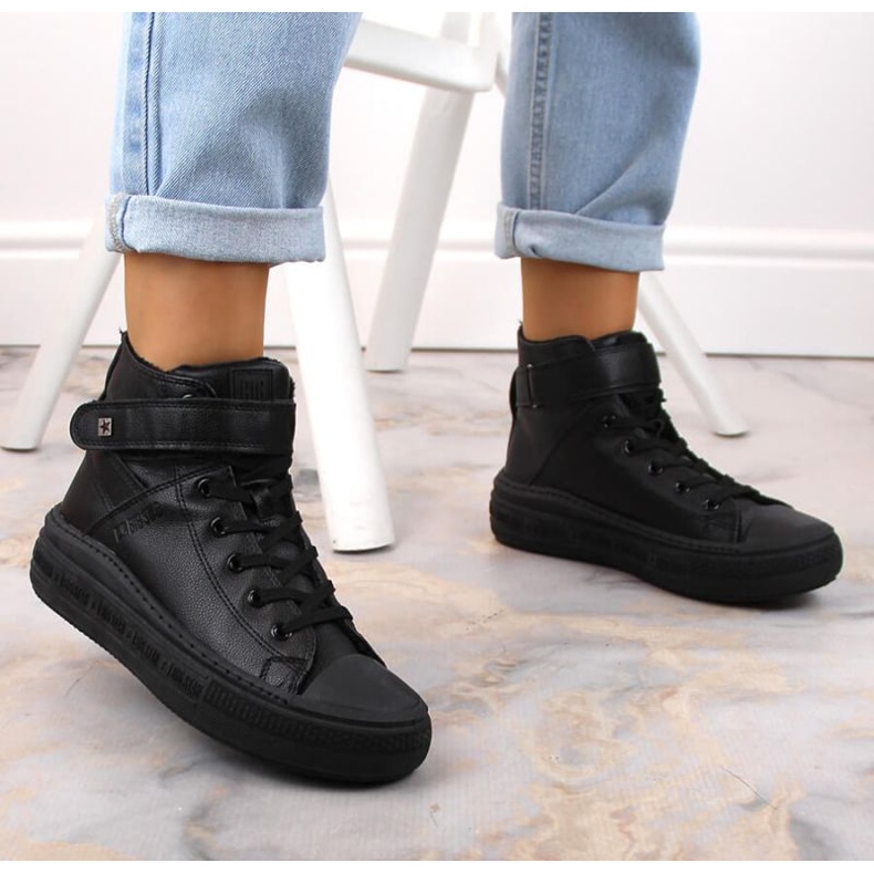 Baskets isolées Big Star W INT1900B noir le noir 2