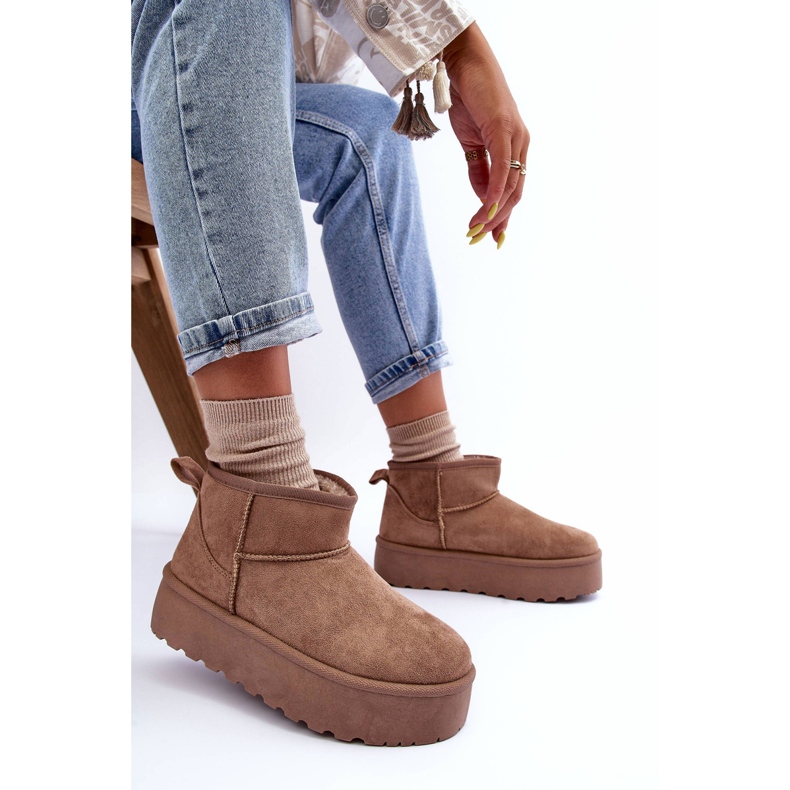 FD1 Bottes de neige en daim sur plateforme en corcoran beige foncé 1
