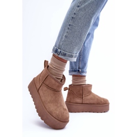 FD1 Bottes de neige en daim sur plateforme en corcoran beige foncé 6