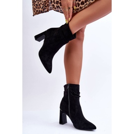 PG1 Bottes à talons en suède noir Mellamene le noir 9