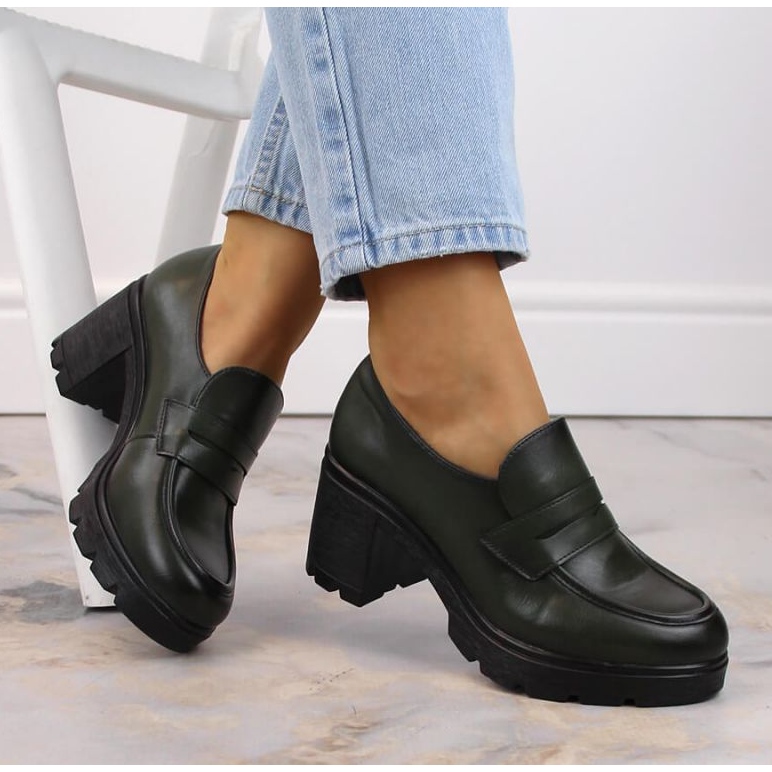 Chaussures sur le poteau Potocki W WOL166B vert 1