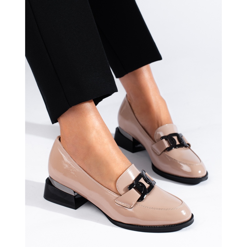 Chaussures femme laquées beiges avec boucle Vinceza 2 Chaussures femme laquées beiges avec boucle Vinceza 2