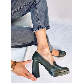 Entee Mocassins à talon vert 4
