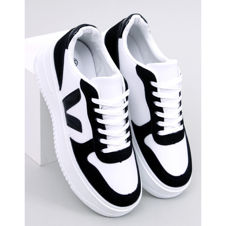 Pyles Baskets noires pour femmes blanche 1