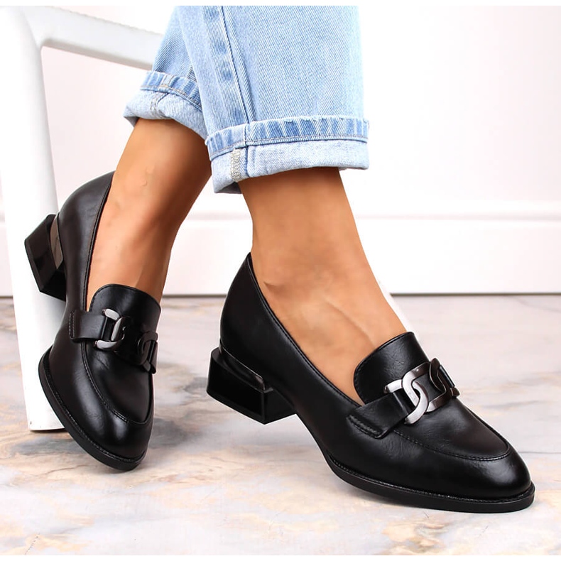 Chaussures plates avec chaîne noir Vinceza 58162 1