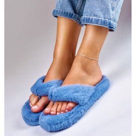 Tongs bleu fourrure 6