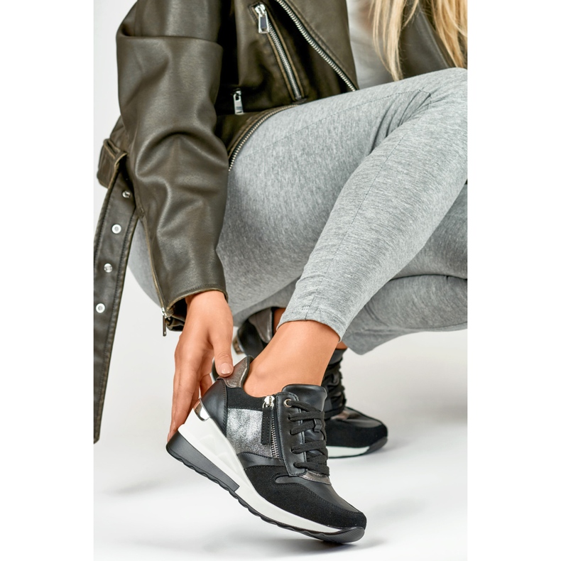 Chaussures de sport compensées noires 1