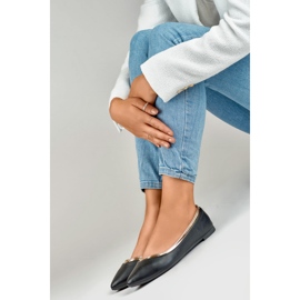 Ballerines noires pour femme avec un ajout doré le noir 3
