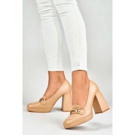 Mocassins beiges à talon haut confortable 2