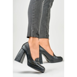 Mocassins à la mode sur un poteau haut et large le noir 2
