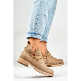 Bottes femme beiges avec une chaîne 4