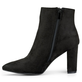Bottes classiques pour femmes en daim sur le poteau beige 7
