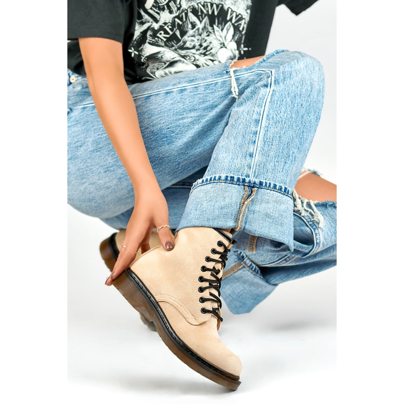 Bottes de travail nouées en daim beige pour femme 1