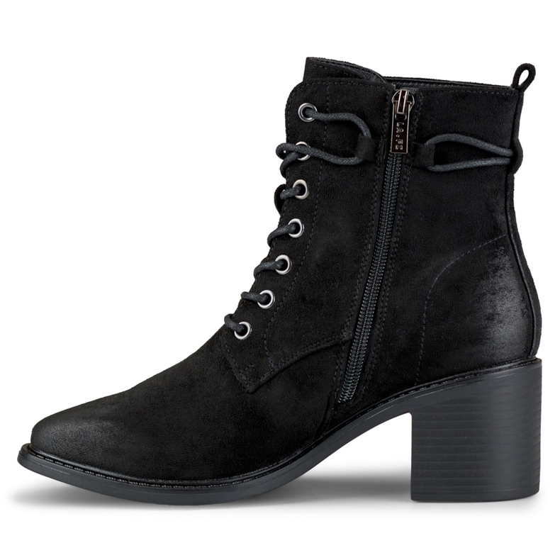 Bottines noires à lacets sur petit talon 1
