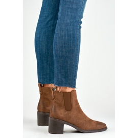 Bottes en daim marron pour femme sur un poteau confortable brun 4