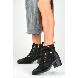 Bottines à talons bas pour femme en daim noir de Salin le noir 3